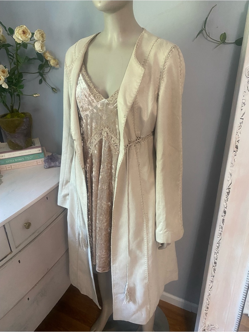 1970s style western wear mid length tan suede jacket